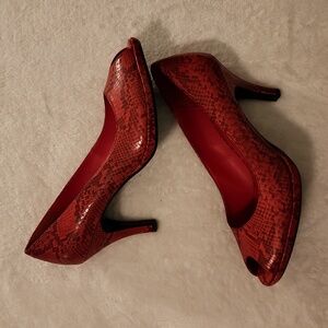 Victoria Spencer Red Snakeskin Peep-Toe Heel, 9.5M - NWOT
